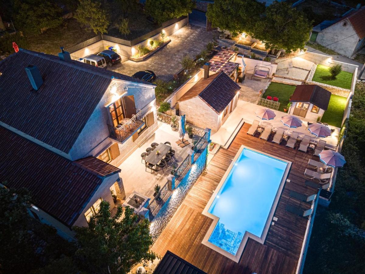 Villa Lady Stone *